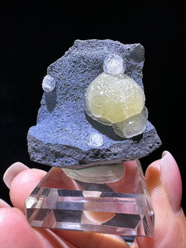 Calcite from Zhejiang, China, individual mineral specimen view 1