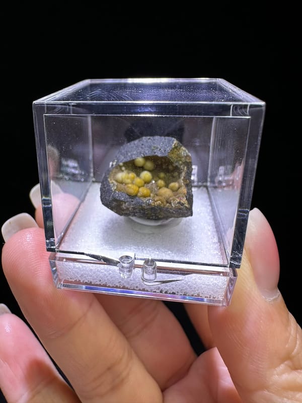 Calcite from Fujian, China, individual mineral specimen view 3