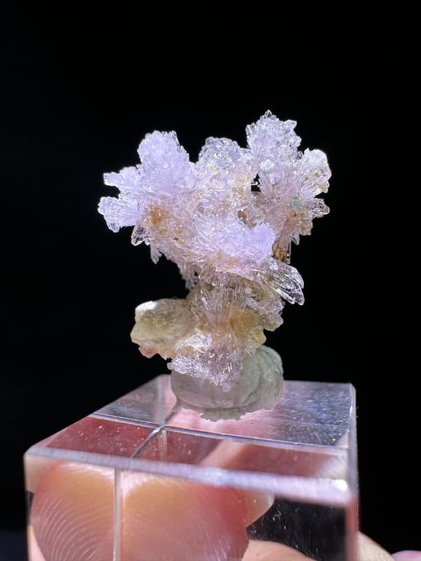 Source-recorded fluoride sulfate from Guizhou, China, individual mineral specimen view 1