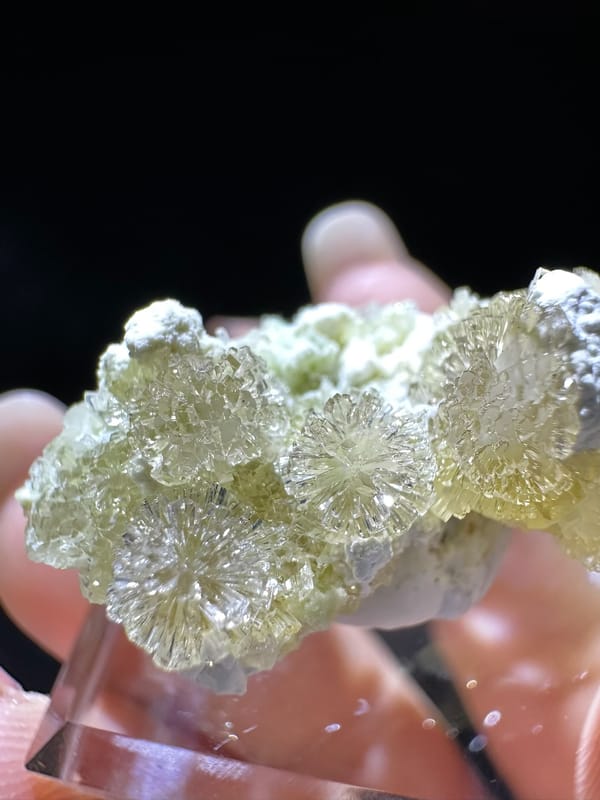 Creedite from Guizhou, China, individual mineral specimen view 2
