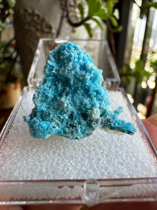 Creedite from Guizhou, China, individual mineral specimen view 3