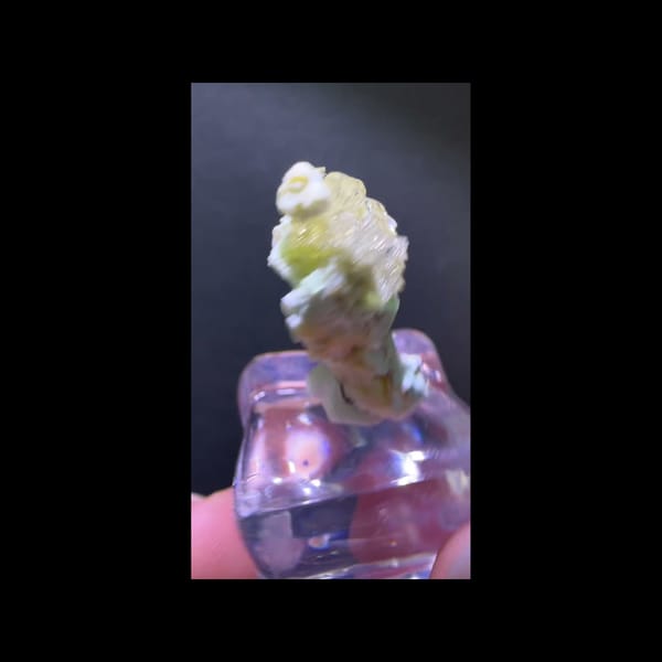 Yellow creedite flower cluster from Guizhou — additional angle