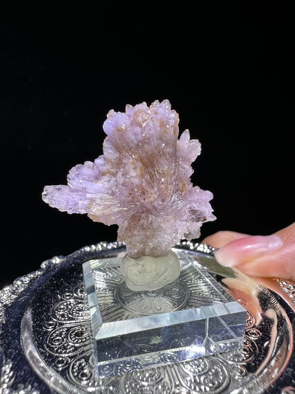 Creedite from Guizhou, China, individual mineral specimen view 3