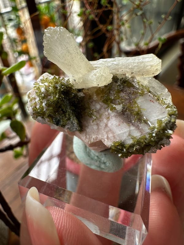 Zeolite group (species not verified) from Sichuan, China, individual mineral specimen view 3