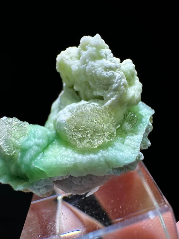 Source-recorded fluoride sulfate from Guizhou, China, individual mineral specimen view 2