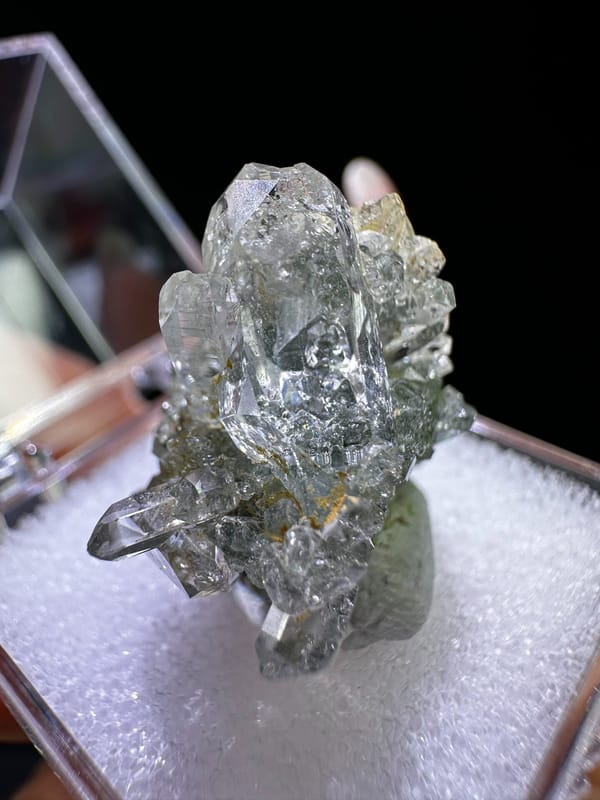 Quartz from Himalaya, individual mineral specimen view 4