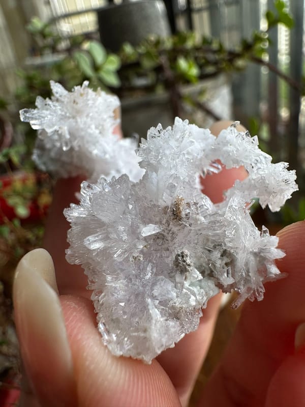 Creedite from Guizhou, China, individual mineral specimen view 1