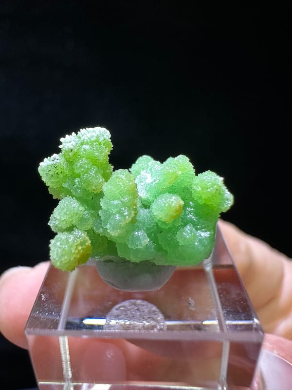 Pyromorphite from Shizhuyuan, Hunan, China, individual mineral specimen view 2