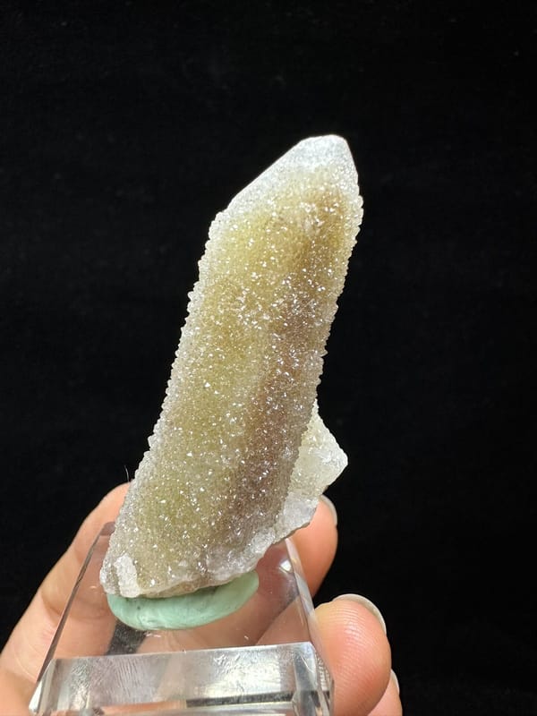 Quartz from South Africa, individual mineral specimen view 2