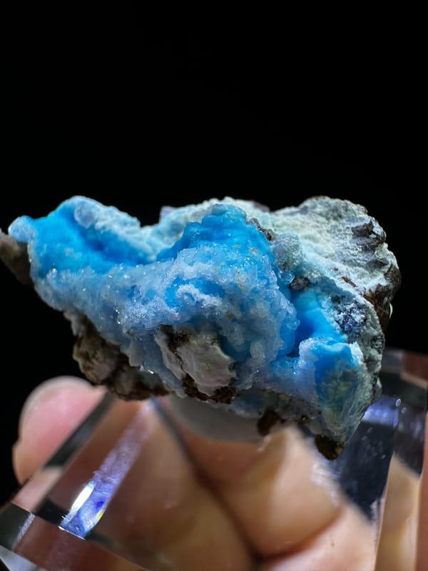Gibbsite from Guizhou, China, individual mineral specimen view 1