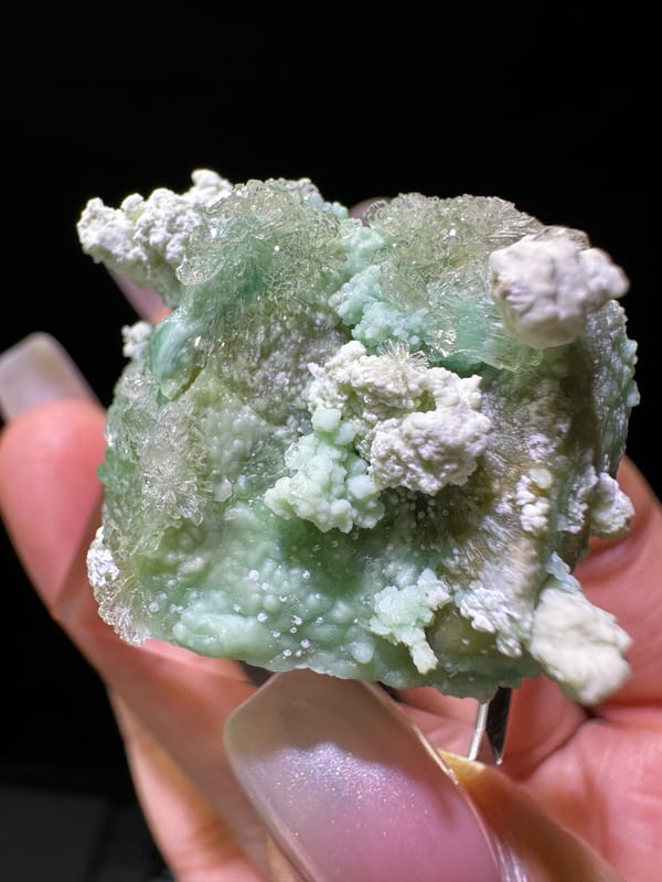 Creedite from Guizhou, China, individual mineral specimen view 1