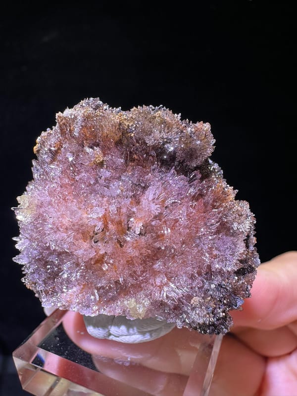 Creedite from Guizhou, China, individual mineral specimen view 2