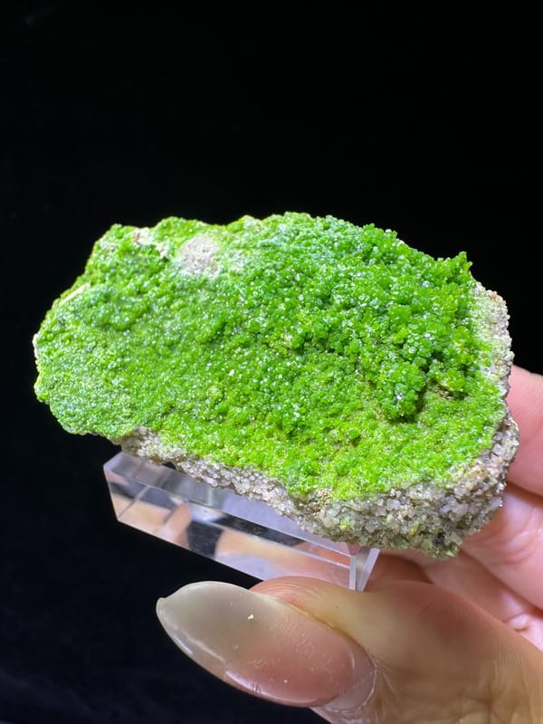 Pyromorphite from Germany, individual mineral specimen view 2