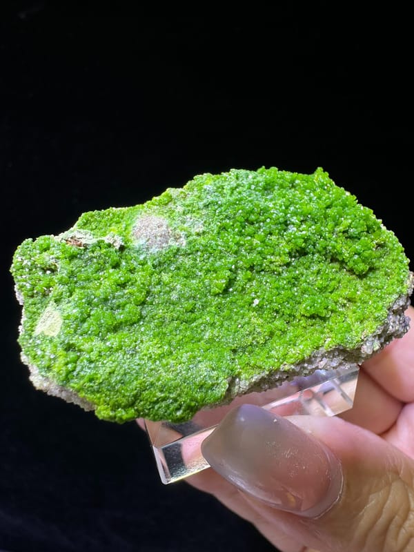 Pyromorphite from Germany, individual mineral specimen view 3
