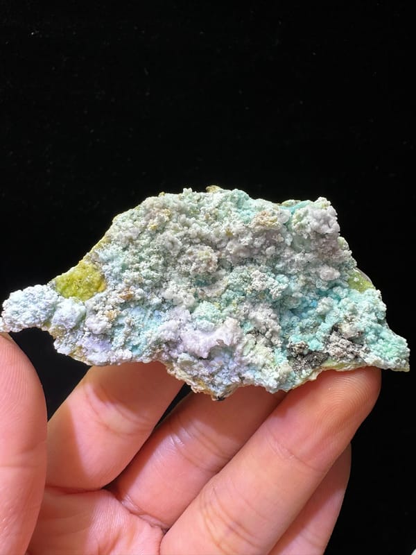 Creedite from Guizhou, China, individual mineral specimen view 1