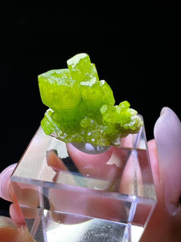 Pyromorphite from Guangxi, China, individual mineral specimen view 1