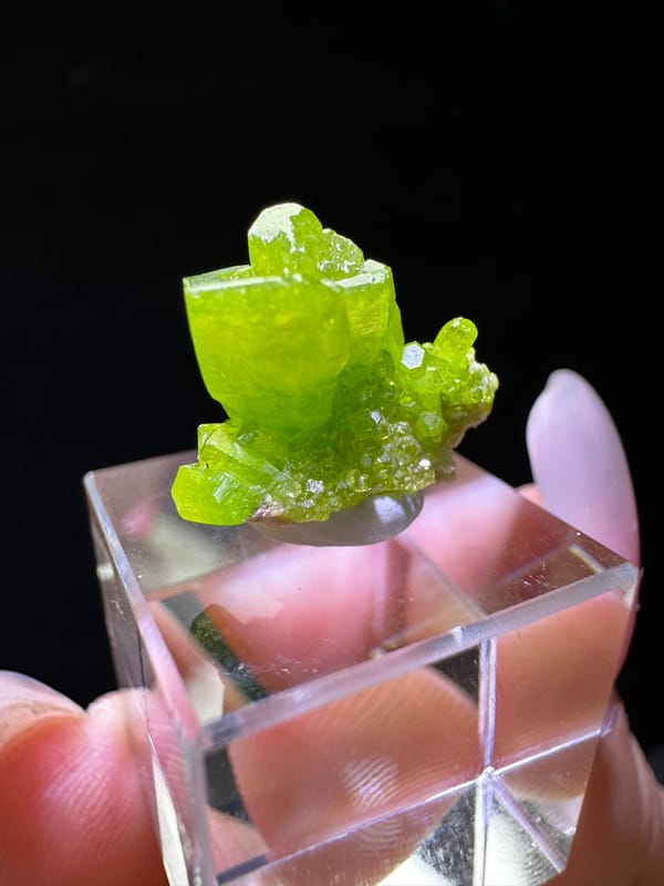 Pyromorphite from Guangxi, China, individual mineral specimen view 3