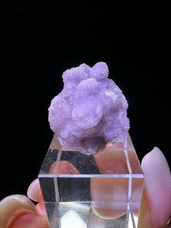 Creedite from Guizhou, China, individual mineral specimen view 1