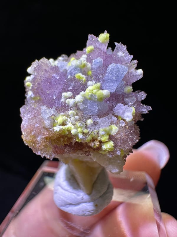 Creedite from Guizhou, China, individual mineral specimen view 1