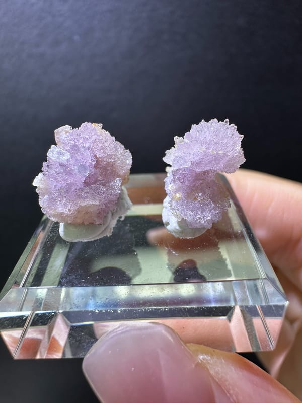Creedite from Guizhou, China, individual mineral specimen view 1
