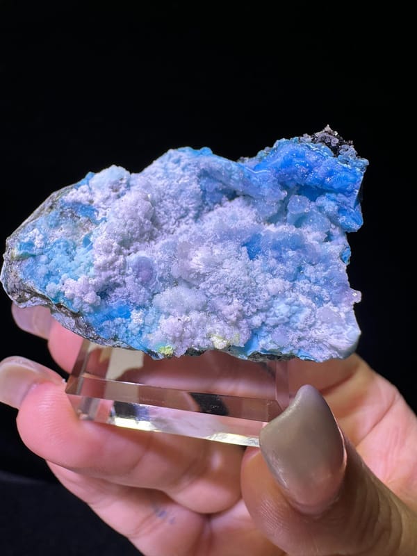 Gibbsite from Guizhou, China, individual mineral specimen view 1