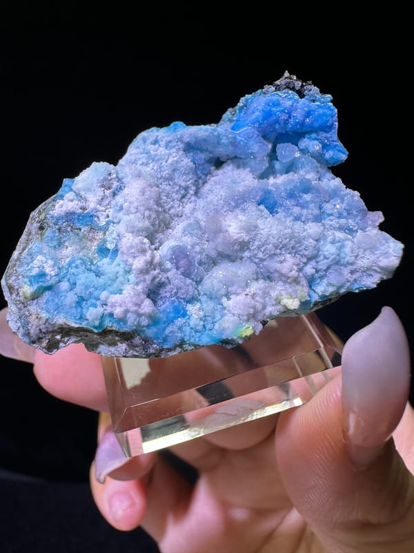 Gibbsite from Guizhou, China, individual mineral specimen view 3
