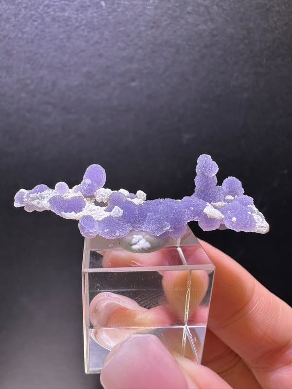 Agate from India, individual mineral specimen view 3