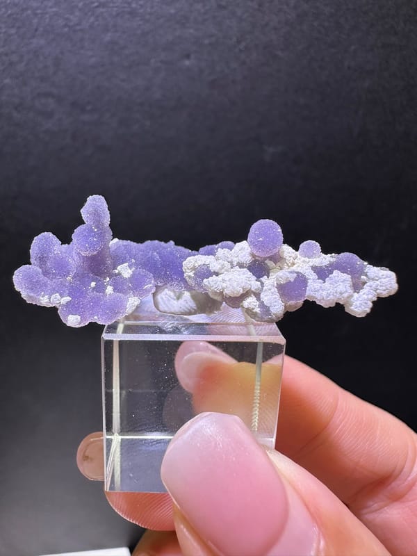 Agate from India, individual mineral specimen view 4