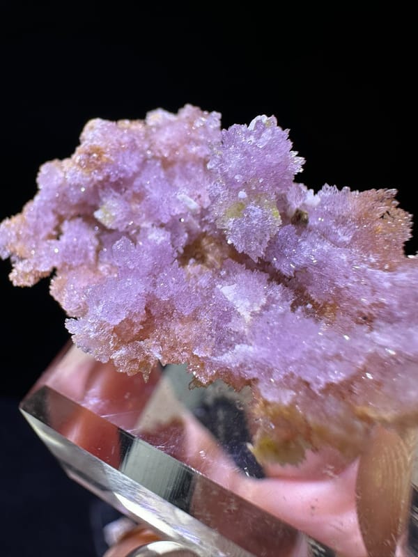 Creedite from Guizhou, China, individual mineral specimen view 3