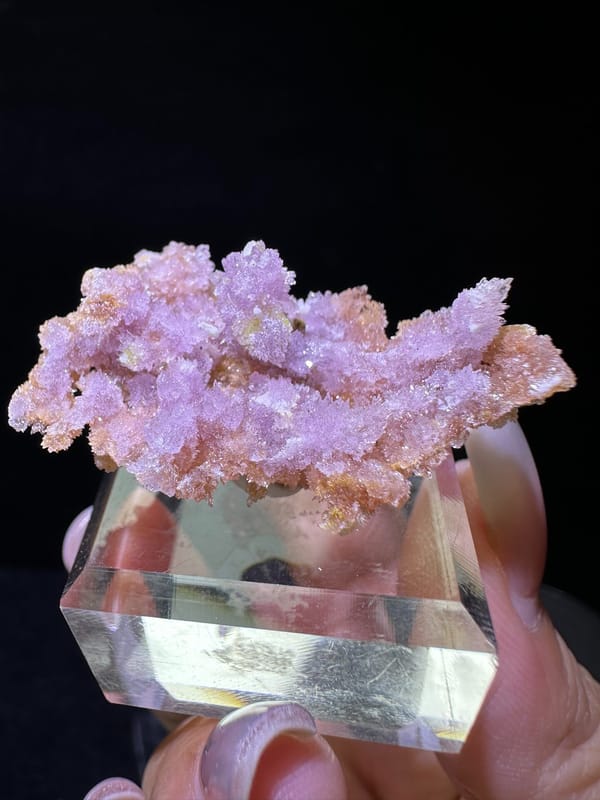 Creedite from Guizhou, China, individual mineral specimen view 4