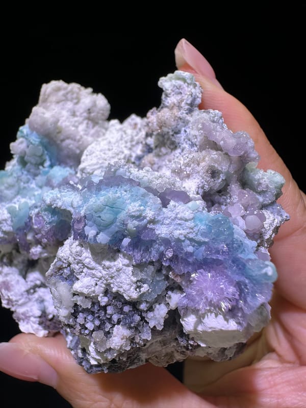 Gibbsite from Guizhou, China, individual mineral specimen view 3