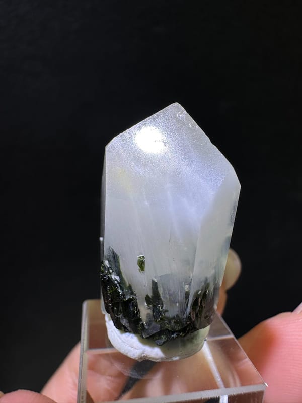Quartz from Pakistan, individual mineral specimen view 5