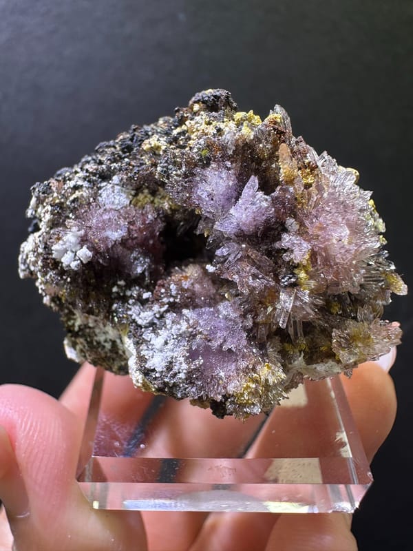 Creedite from Guizhou, China, individual mineral specimen view 5