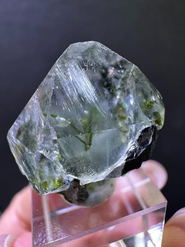Quartz from Pakistan, individual mineral specimen view 2