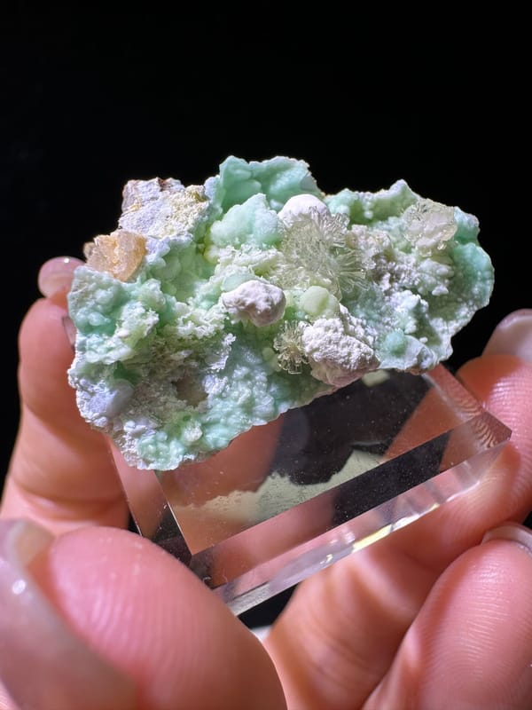 Creedite from Guizhou, China, individual mineral specimen view 4