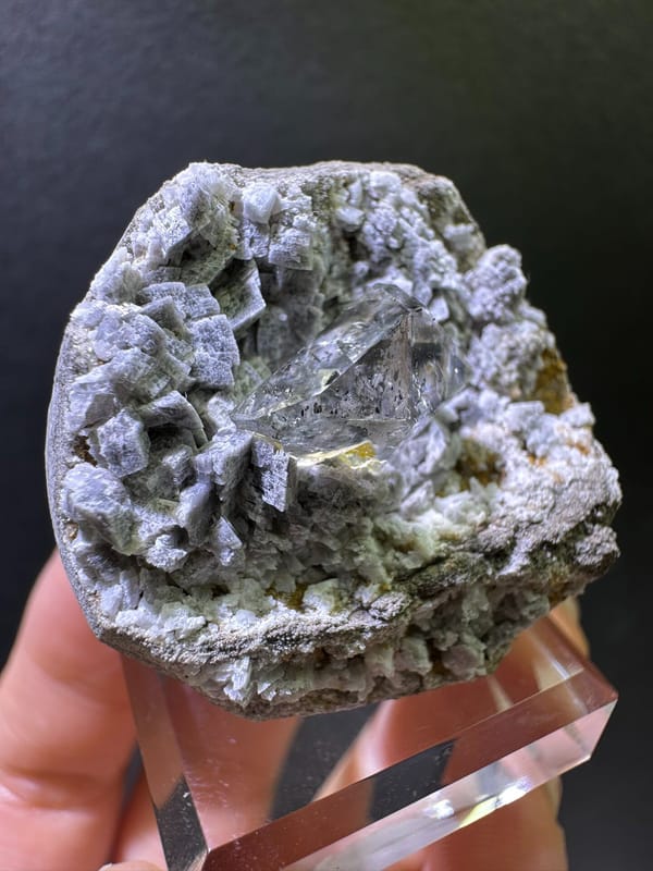 Double-terminated quartz from Guizhou, China, individual mineral specimen view 3