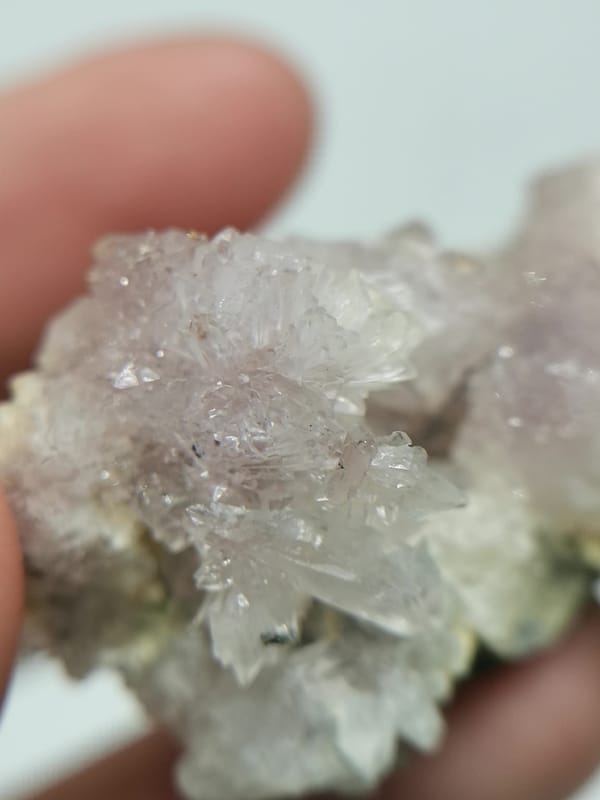 Source-recorded fluoride sulfate from Guizhou, China, individual mineral specimen view 2
