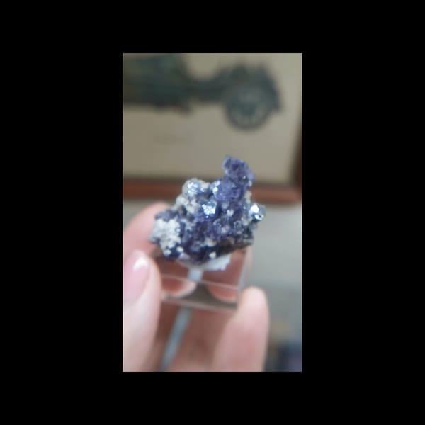 Purple fluorite cluster from Yaogangxian — additional angle
