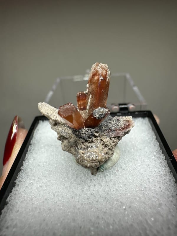墨西哥紅褐黃玉玉晶體
