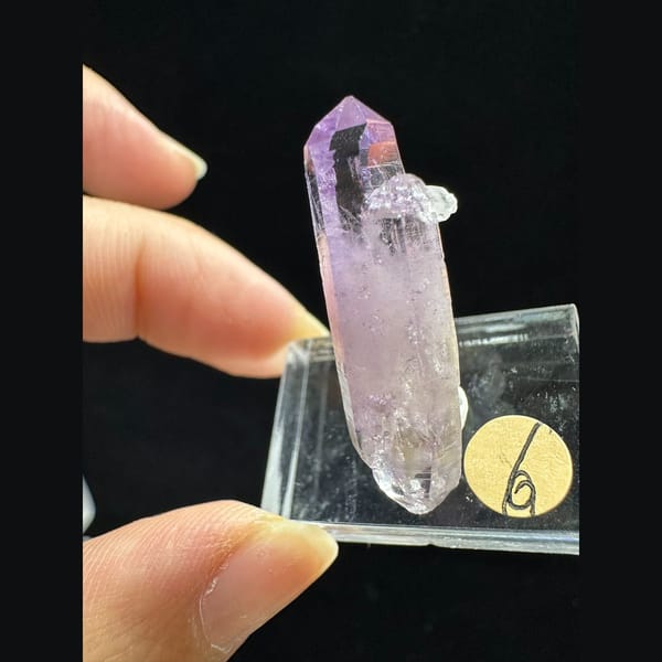 Double-Terminated Quartz Assortment - detail view