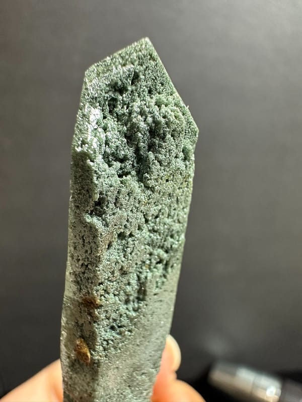 Quartz from Colombia, individual mineral specimen view 5