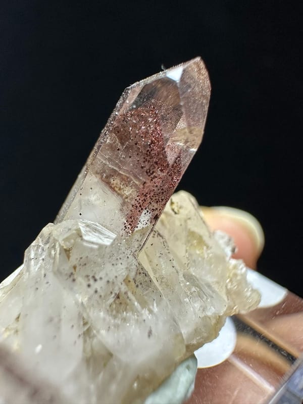 Quartz from India, individual mineral specimen view 4