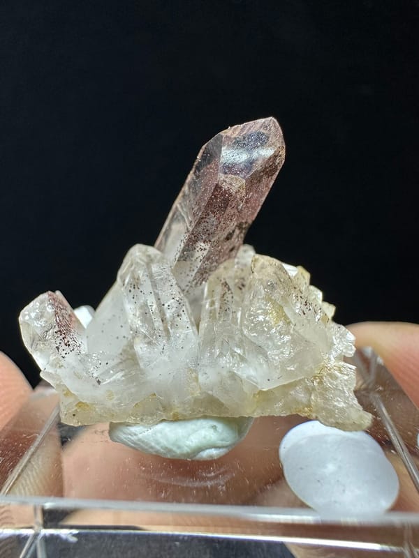Quartz from India, individual mineral specimen view 5