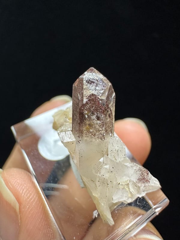 Quartz from India, individual mineral specimen view 6