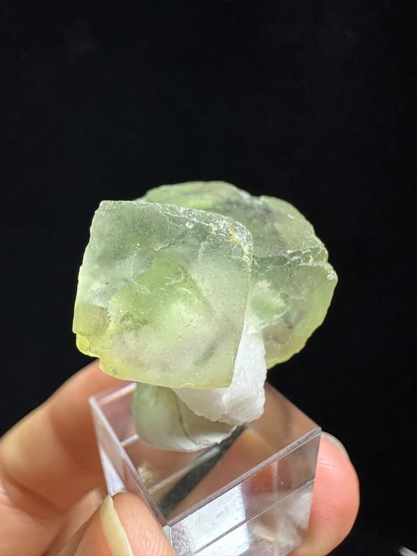 Candle quartz from Inner Mongolia, China, individual mineral specimen view 3