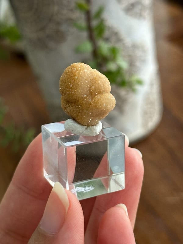 Calcite from Yunnan, China, individual mineral specimen view 2