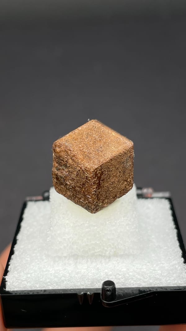 Brown dodecahedral andradite garnet single crystal from Handan, Hebei, China