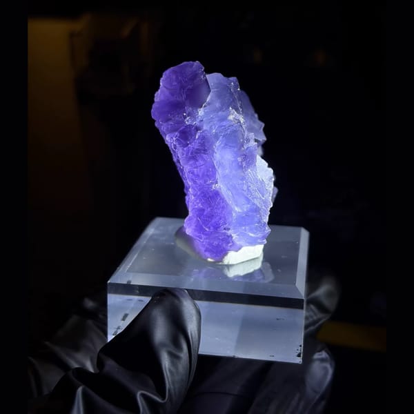 Fluorite crystal from Xinjiang, 5.5 cm across, raw mineral specimen, photo 2 of 4