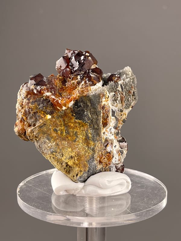 Sphalerite specimen from Hunan, China showing reddish-brown resinous crystals