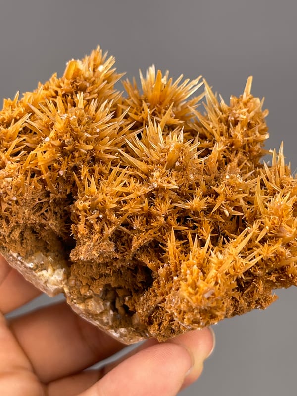 Unidentified specimen from Yunnan, China: top angle revealing radiating groups of narrow points.